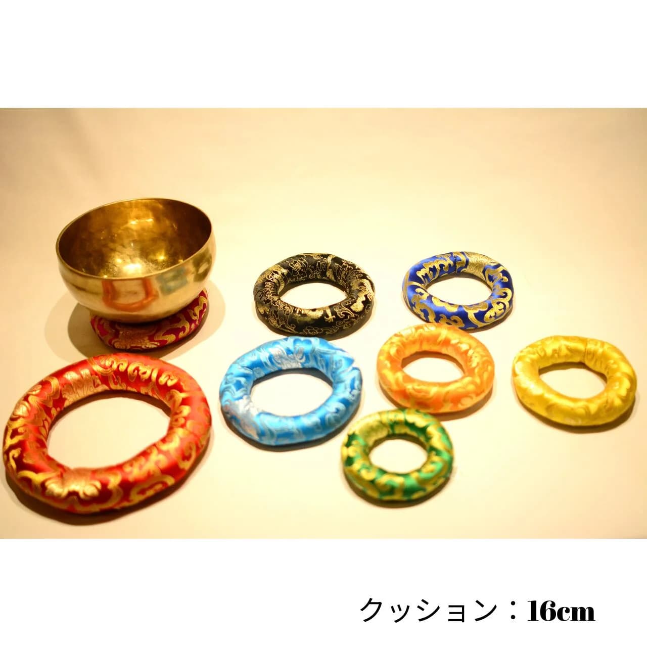 シンギングボウルクッション 16cm